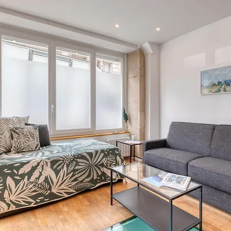 Aparthotel Les Vignes De Montmartre 3*